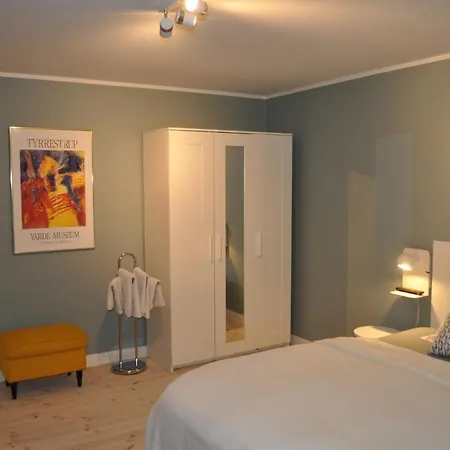 فندق مبيت وإفطار Bed & Kitchen „den Gamle Skole“ Nr. Sejerslev Højer