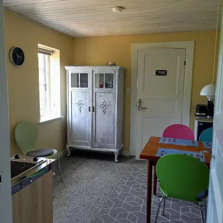 Nocleg ze śniadaniem Bed & Kitchen „den Gamle Skole“ Nr. Sejerslev Højer