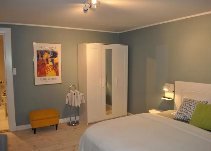Alojamento de Acomodação e Pequeno-almoço Bed & Kitchen „den Gamle Skole“ Nr. Sejerslev Højer